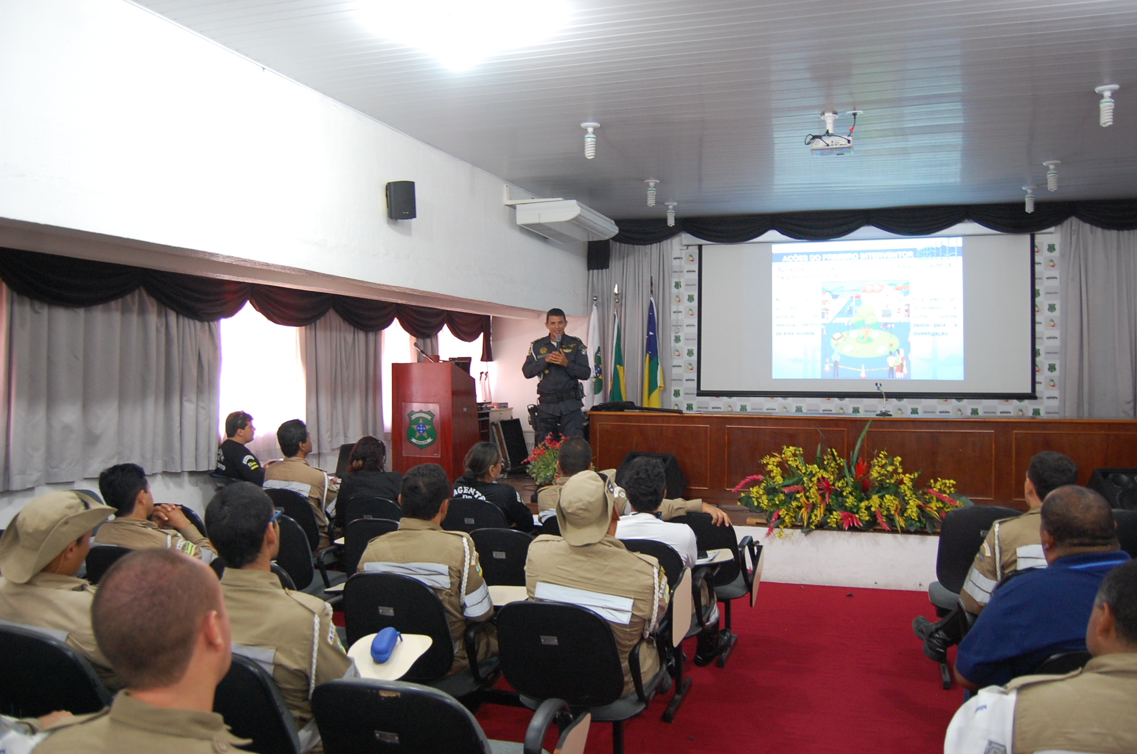 Aula de isolamento de local de crime de trânsito encerra curso - SMTT Aracaju